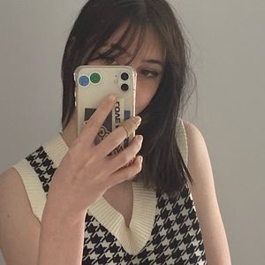 Meet your Posher, Sophia